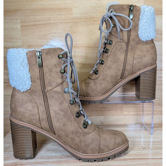 Nine West Women’s Tan Lace-Up Block Heel Boots Size 11M Faux Shearling Fold - Picture 2 of 10